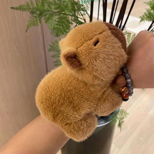 Brazalete Peluche Capibara
